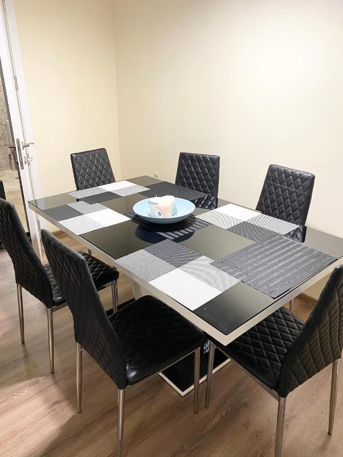 Central Apartment Пловдив Екстер'єр фото