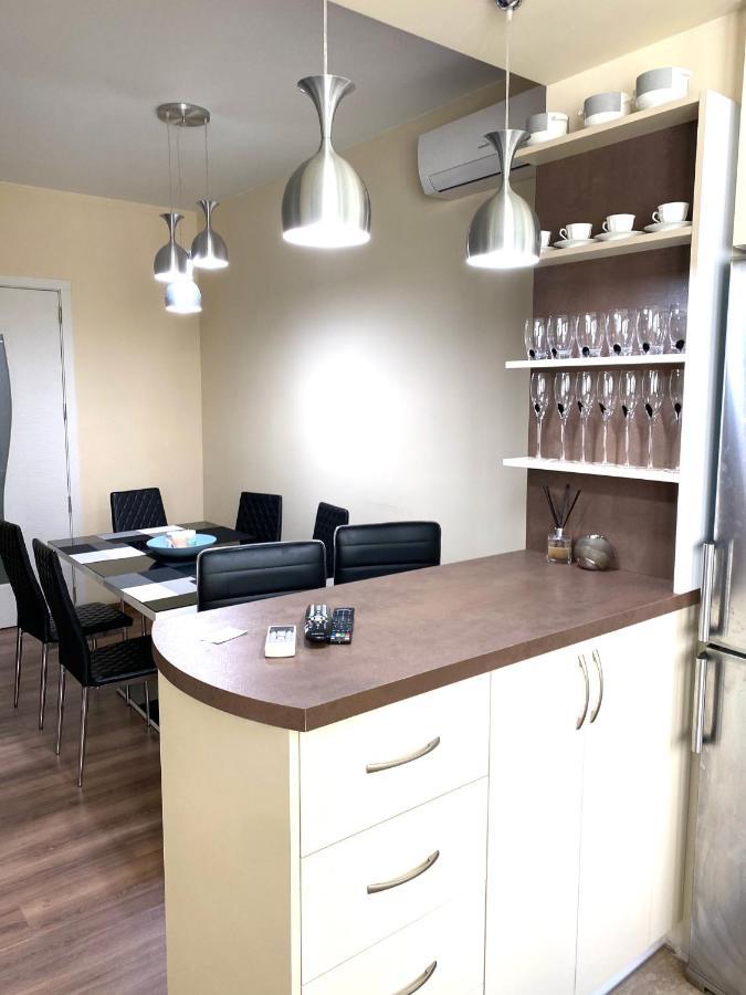 Central Apartment Пловдив Екстер'єр фото