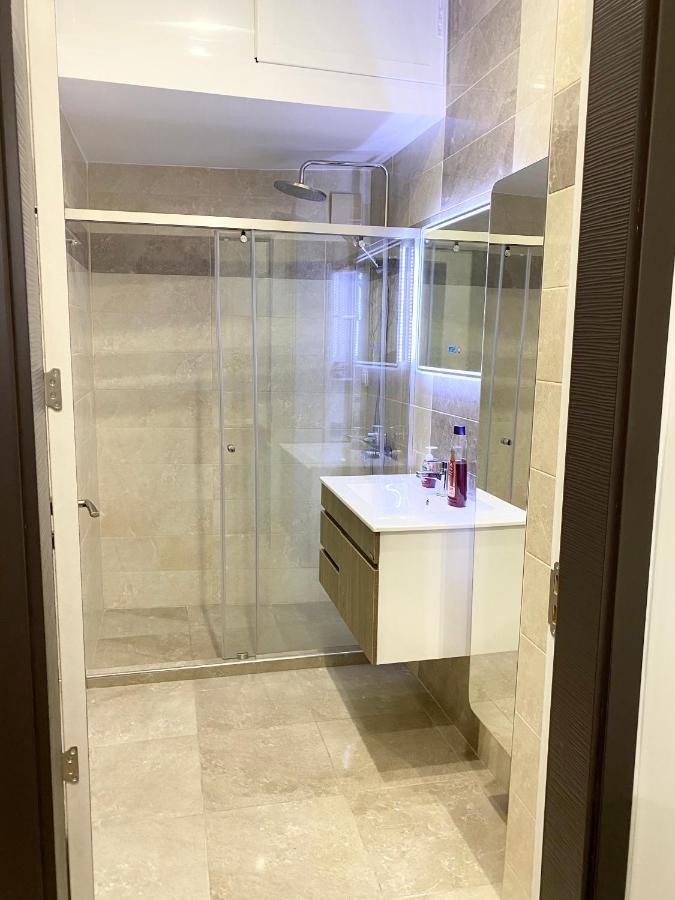 Central Apartment Пловдив Екстер'єр фото