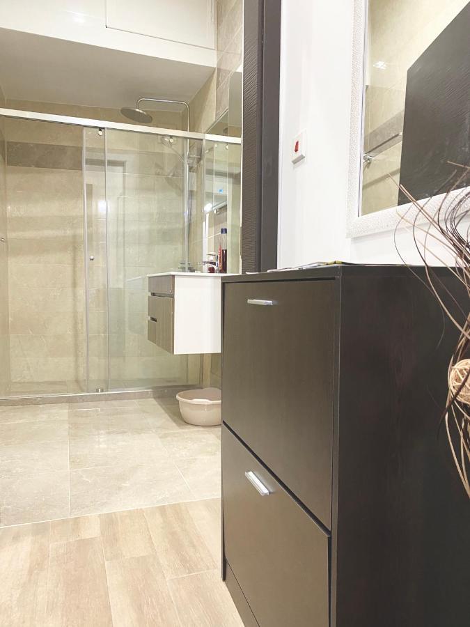 Central Apartment Пловдив Екстер'єр фото