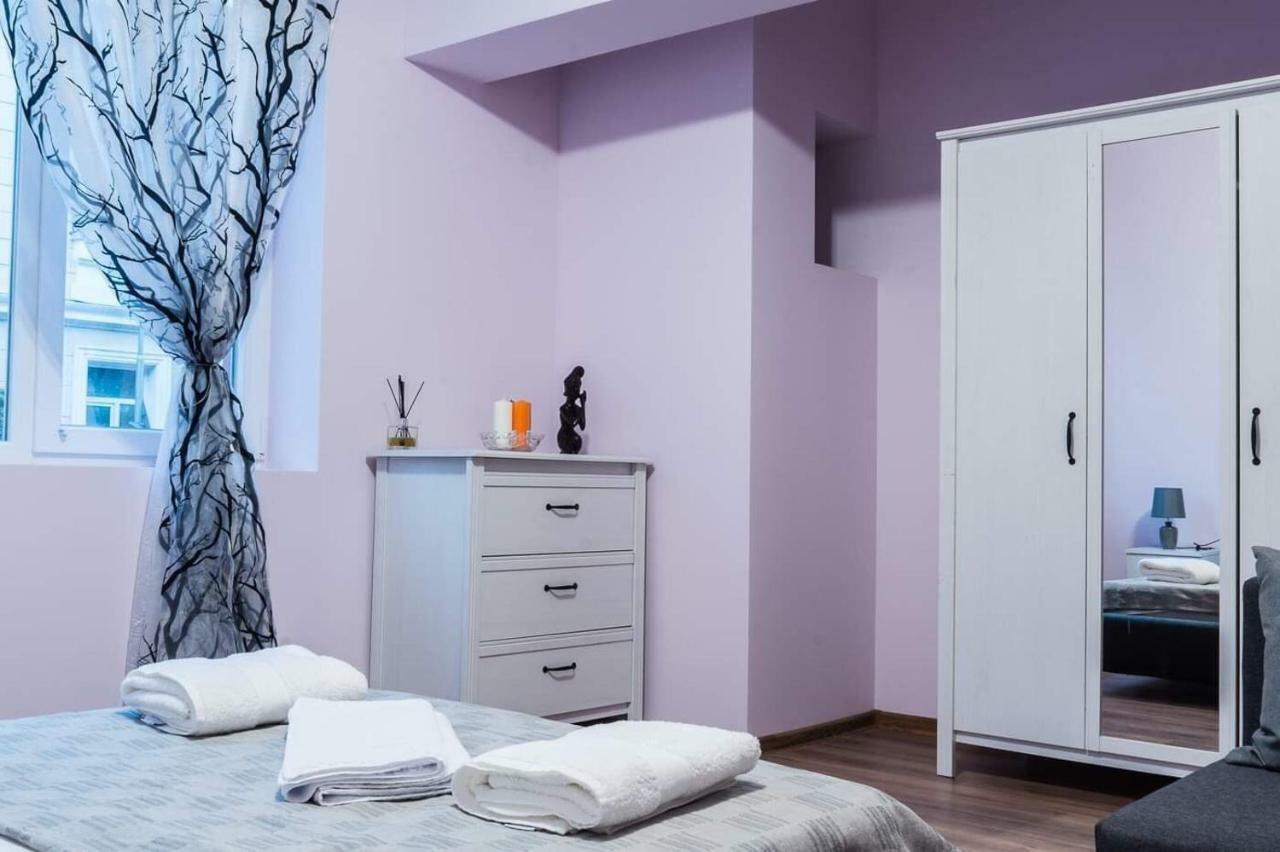 Central Apartment Пловдив Екстер'єр фото