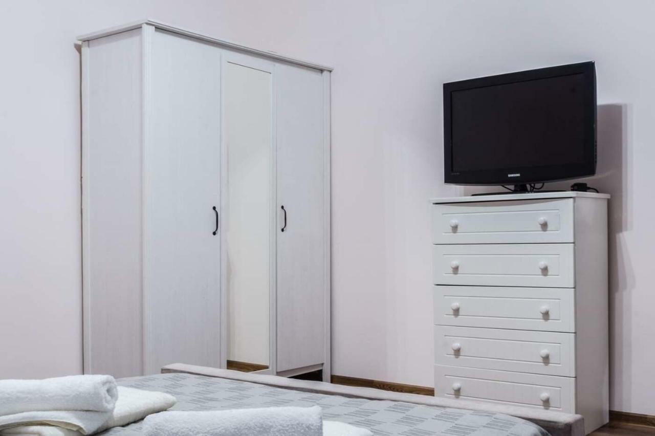 Central Apartment Пловдив Екстер'єр фото